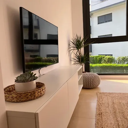 Acogedor Con Piscina Y Parking En Ramales Apartment